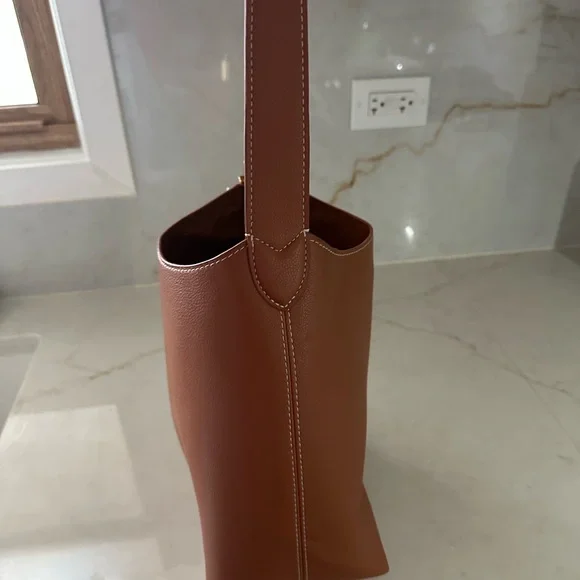 Bag - Picture 2 of 4